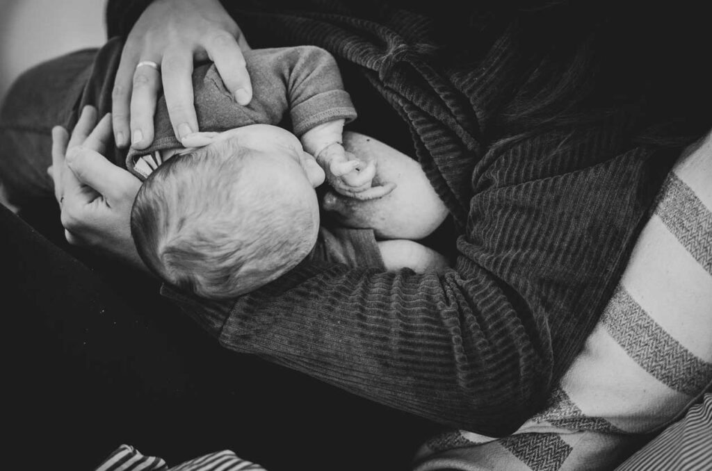 Wochenbett Fotoreportage © Jana Wiescholek - Geburtsfotografie Bremen 2023
